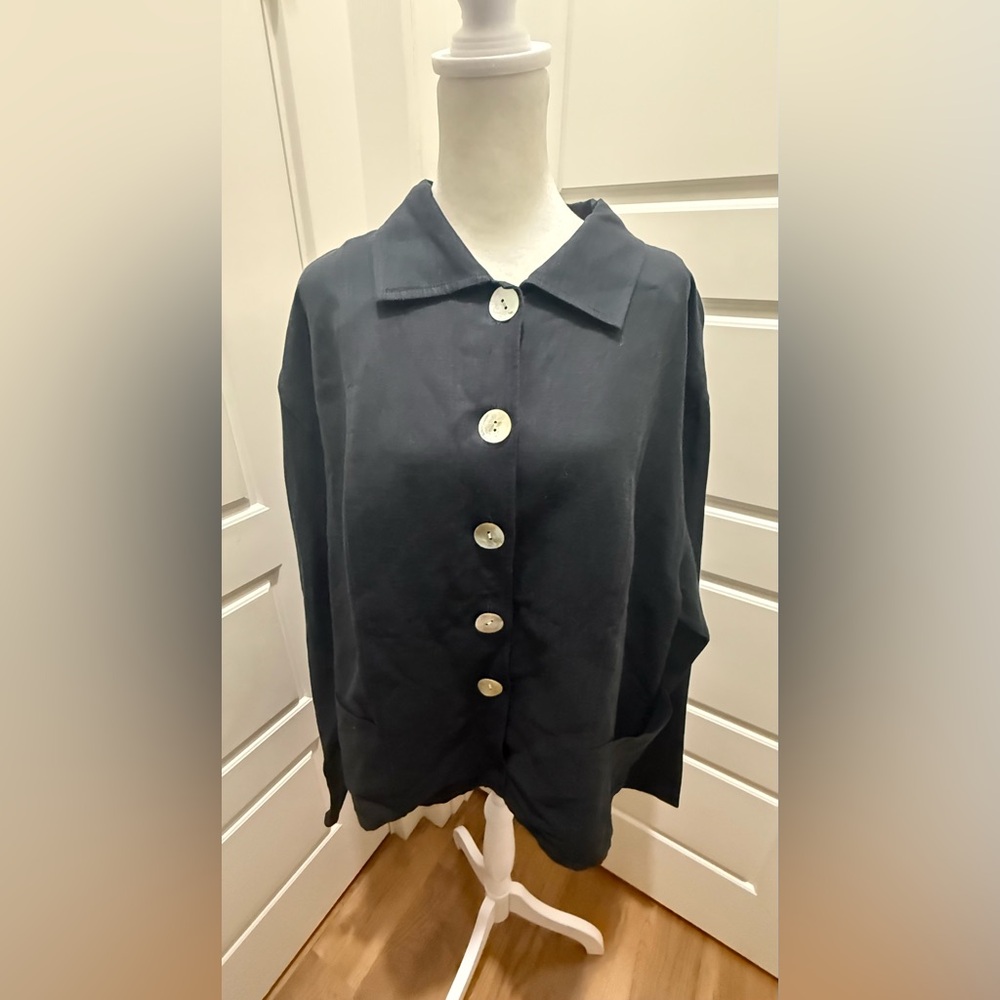 Adrianna Papell. Vintage Linen Jacket. Black . Size 16.